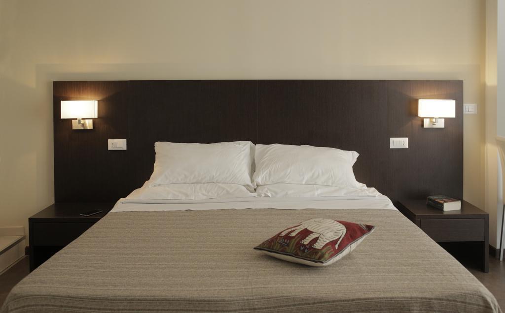 Le Stanze Sul Corso Bed & Breakfast Pescara Exterior photo